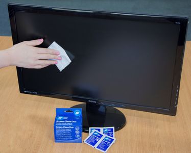 Skjermrens Screen-clene duo 
