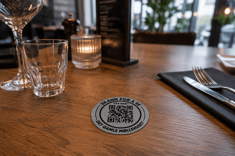 Plate med QR kode meny 50mm 10 stk.